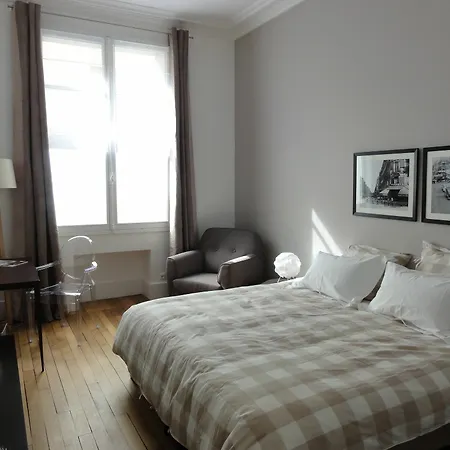 Apartment Authentic Tour Eiffel